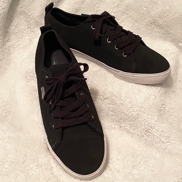 Tommy Hilfiger Black White Sneakers Shoes Size 10 - Picture 4 of 8